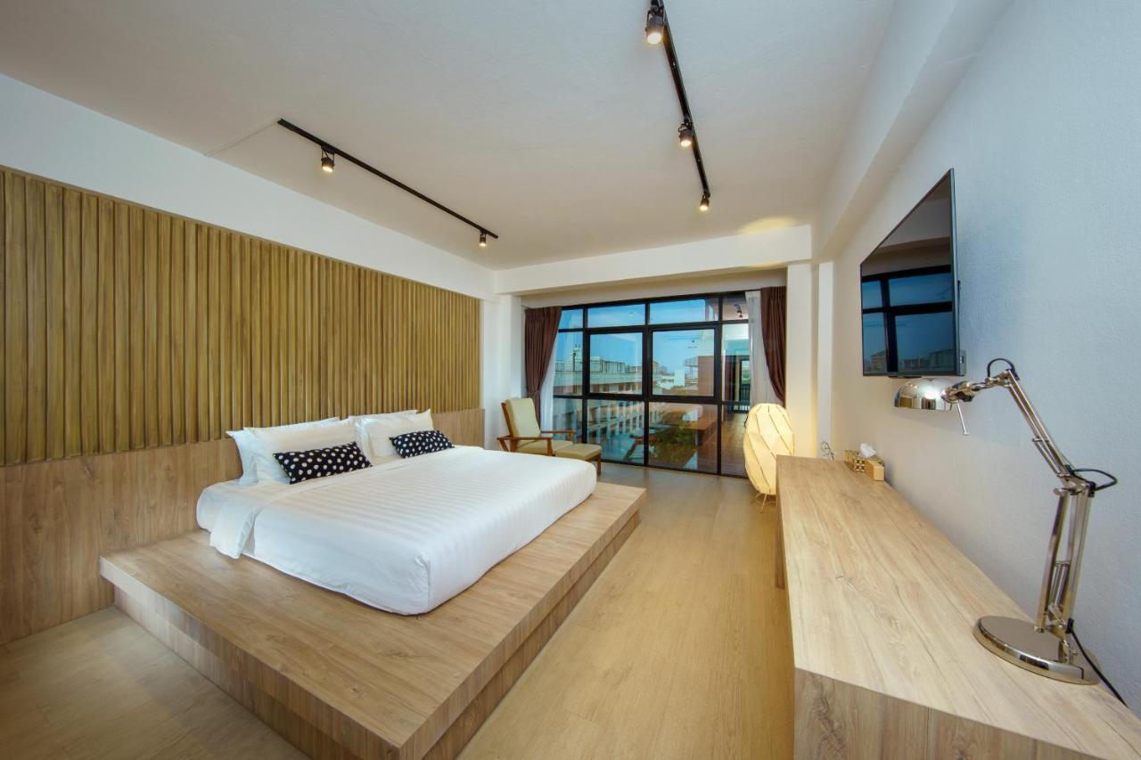 Jiang Mai 81 Aparthotel Chiang Mai Bagian luar foto